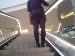 upskirt escalator 2