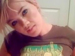 This Babe squirts by cumming so hard on homemade movie scene