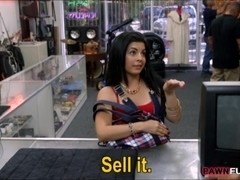 Hot Cuban chick sells her TV and fucked at the pawnshop