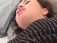 exposing sleeping girlfriend on periscope