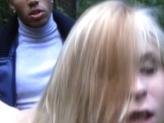 Dirty-minded blonde chick fucked in the park