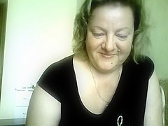 Flashing my mature tits on a webcam