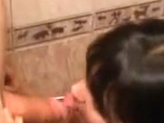 Hot girl gives me blowjob in shower
