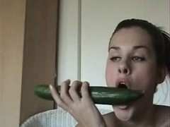 Cucumber Agonorgasmos on Livecam
