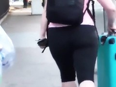 Fat ass in spandex on the streets of NYC