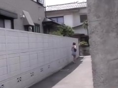 Street sharking of an adorable Japanese gal in a short skirt