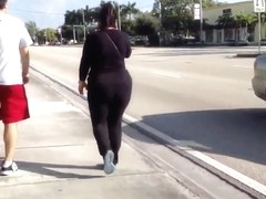 booty walking