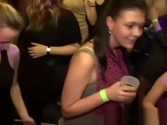 Amateur teens loosing it at party