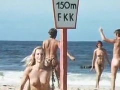 Ingrid Steeger,Various Actresses,Monica Marc,Unknown in Sonne, Sylt Und Kesse Krabbe (1971)