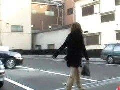 Her ass got no panties sharked while walking down the street