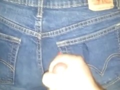 Cumming on wifes ass in jeans