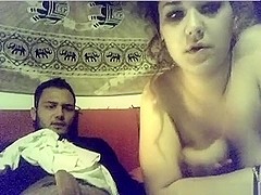 Arab guy has sex with his gf on the sofa