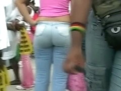 Two hot blondes with appetizing ass appear in the street candid video