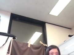 Japanese ho filmed peeing