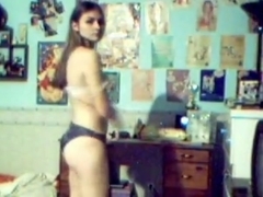 18yo Hairy Teenie Nude Cam
