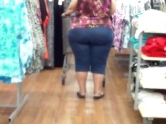 Huge White Buttocks Spotted...