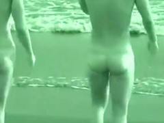 Sneak shot swimming sports men's on the beach - MANIACæ’®ç›—