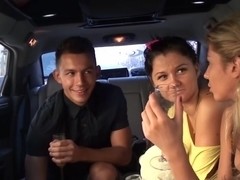 Love pair sex with engulf, fuck and explosion in the car